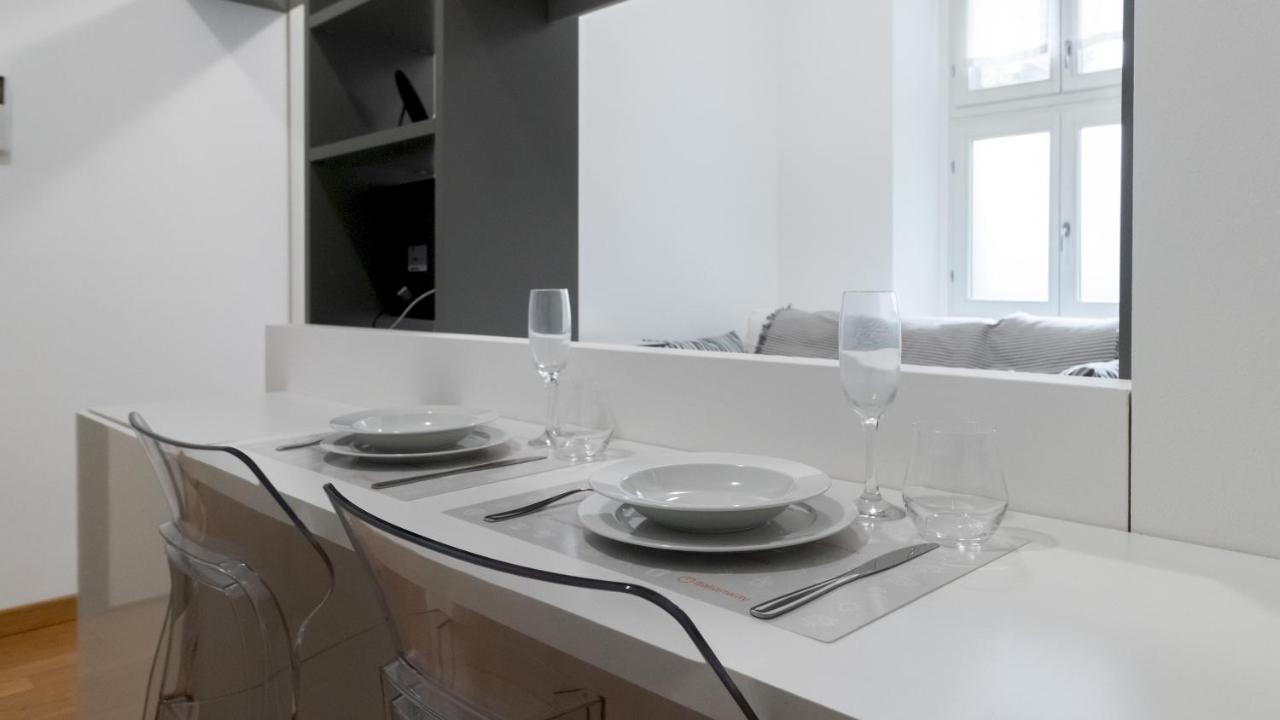 Italianway - Sarpi 10 A * Milaan